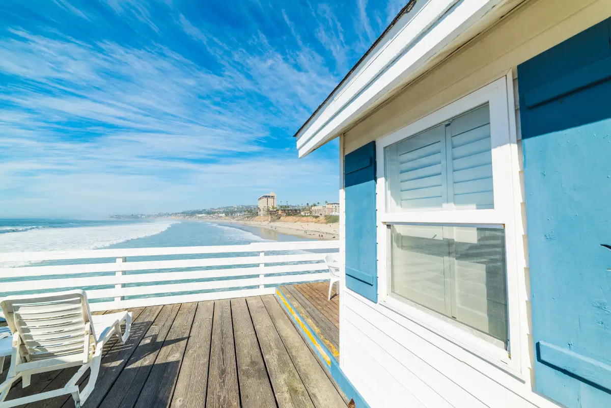 Coastal Clarity: How to Set Vacation Rental Expectations for Better Guest Reviews in Largo